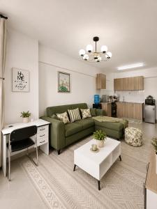 Grand Midtown Modern fancy apartments , 5minutes to CBD