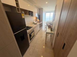 Loft Con Balcón y Vista Al Mar Piso 9