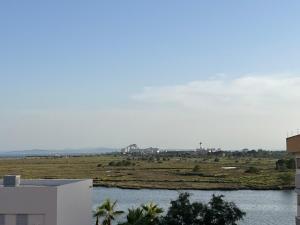 Apartamento equipado con vistas en Roses