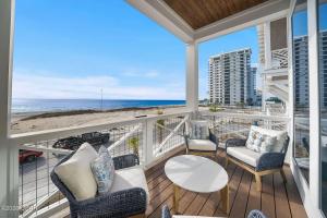 Beach Views-Private Pool-Central PCB
