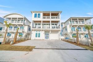 Beach Views-Private Pool-Central PCB