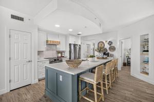 Sunrise Beach 1701