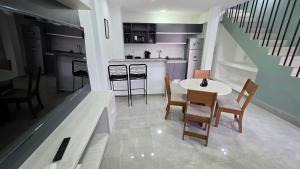 Duplex con Pileta y Parrilla