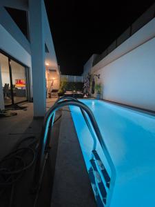 villa garden priv heated pool, near beach, lisbon