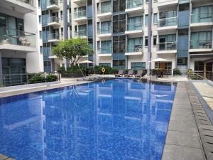 Condo Near NAIA Terminal 3