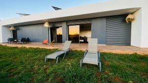 Paradis S L Guest Farm