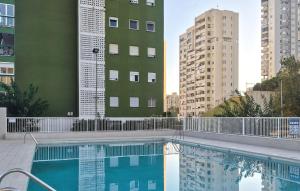 Stunning Apartment In Puebla De Farnals