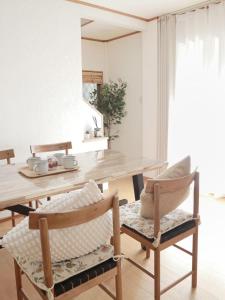 Direct train access to Namba! cozeyretreat 天下茶屋 天下茶屋駅徒歩4分 2階建て一棟貸し 5寝室 最大13名
