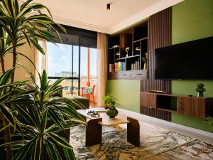 The Olive Flat