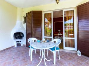 Nice villa in Porto Santa Margherita with garden