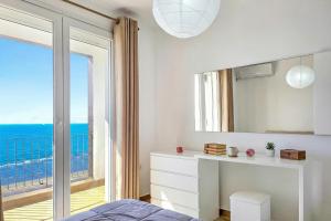 Vista del Mare 120 - Happy Rentals