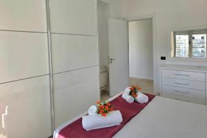 Brisa Del Mar Beachfront Apartment 116 - Happy Rentals