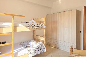 Mandalay Suites By The Beach 079 - Happy Rentals
