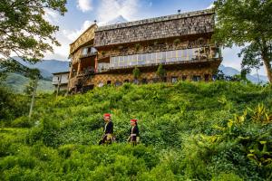 MT Homestay Terraced Fields - Sa Pa Trekking Tour Tả Van