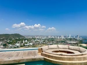 NEW! Ocean & City 360views 25FL FREE Airport pick up BY IMZ