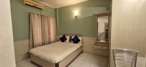 FabHotels Parkview