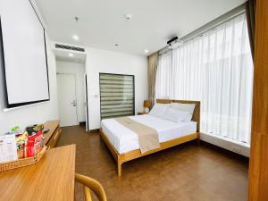 La Mer Cat Ba Boutique Hotel