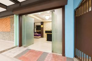 Hotel O Kalikapur Kolkata