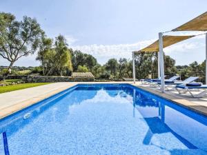 Holiday Home Landhaus mit Pool in der Nähe von Porto Cristo by Interhome