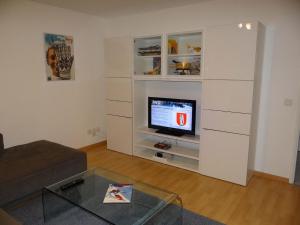 Apartment Neuschwändi 66 by Interhome