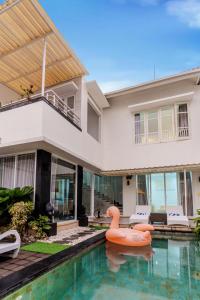 Seminyak 3BR Private Pool Villa near Petitenget