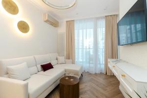 Chmielna Central, Warsaw City Center & Parking