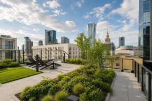 Chmielna Central, Warsaw City Center & Parking