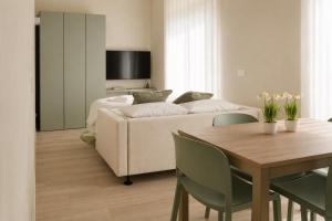 Arena Deluxe Studio - 200m from the Arena