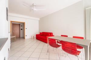 Chill & Vela Apartment - Lido di Riva