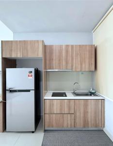 19# Cozy Muji Home with Wifi - Mount Austin, JB