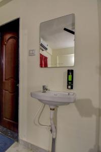 Comfort Stay Business Hotel