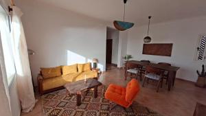 Wild Beach Front View Apartment at Medina Gate