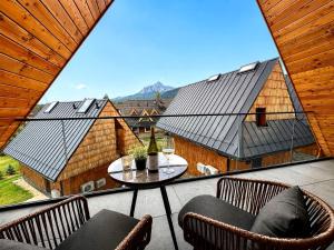 Osada Groń Luxury Villas with Air Conditioning by BQQK