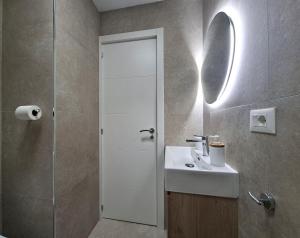 MANUEL PLACE - Chaparral Complex Fase II