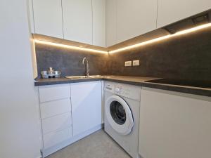 MANUEL PLACE - Chaparral Complex Fase II