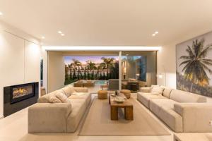 New Sea View Villa Heated Pool Rooftop Jacuzzi