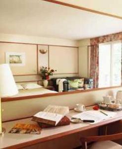 Hotels Chateau de Bazeilles : Chambre Double