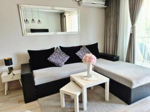 Deva Apartments
