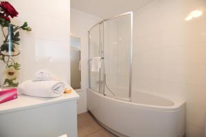 Appartements Nice Etoile Grand Suite Five stars Holiday House : photos des chambres