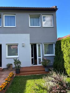 Gray House Apartmán