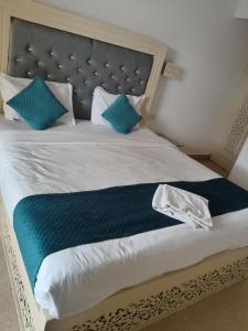 Zac Beachfront Resort