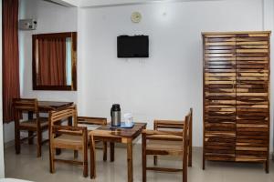 New Laavish Hotel