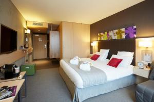 Hotels Mercure Valenciennes Centre : Chambre Lit King-Size Privilège - Occupation simple - Non remboursable