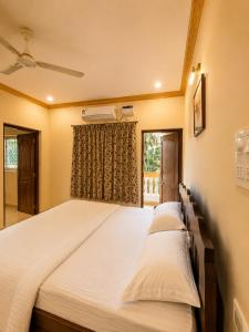 1 RK Bedroom And Kitchen Calangute Near To Beach