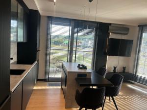 Apartament Premium, Osiedle Bella Vista, Wojska Polskiego 195, Kielce, MSPO 2026, Invoice, Free Parking
