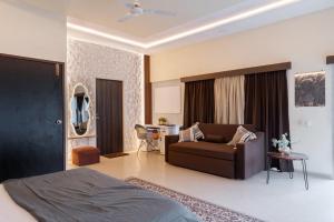 Whispering Stones 4BHK Modern Spacez Villa with Indoor Bar