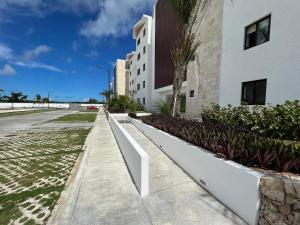 The Beach Crystal Lagoon luxury & private Jacuzzi