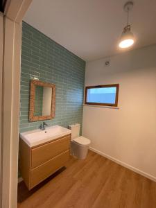 Casa Dana, work, surf, relax with family or friends
