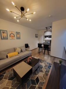 1 bedroom Prime suite with pool and gym access
