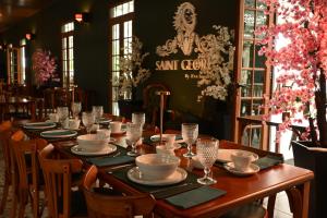 Saint George Village